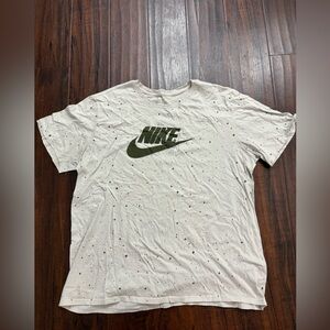 Nike Men's grey t shirt with black logo